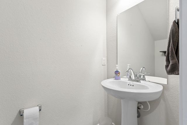 12104 Cimaizon DR, Austin, TX 78725