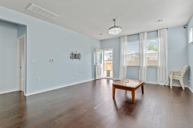 12104 Cimaizon DR, Austin, TX 78725