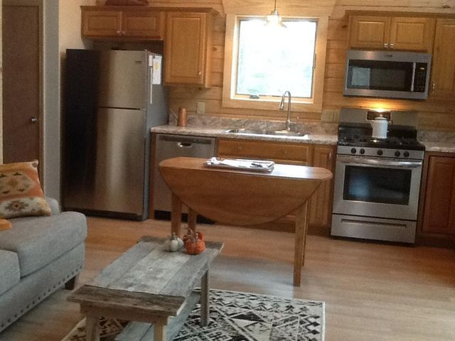 161 Greenwood LN, Copper Hill, VA 24079