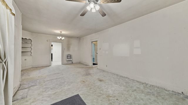 2014 3rd Avenue, Mineral Wells, TX 76067