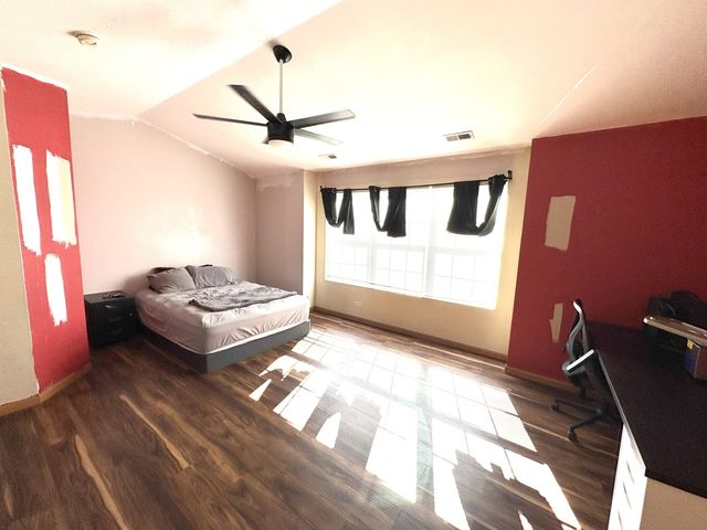 996 Como Circle, Hampshire, IL 60140