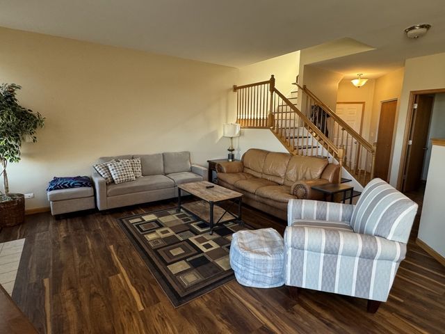 996 Como Circle, Hampshire, IL 60140