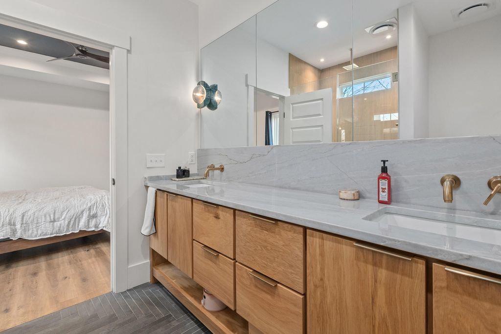 Image 30 of property listing at 4326 Rugheimer Avenue, North Charleston, SC 29405