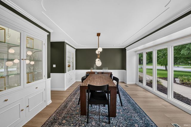 1134 Ridgedale Road, South Bend, IN 46614