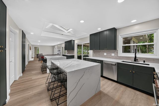 1134 Ridgedale Road, South Bend, IN 46614