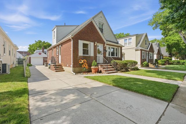 24616 86th Road, Bellerose, NY 11426