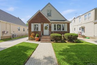 24616 86th Road, Bellerose, NY 11426