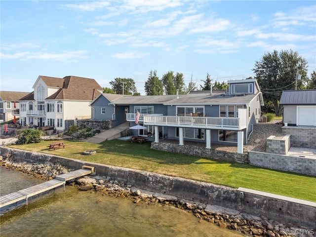 7399 Lakeshore Road, Cicero, NY 13039