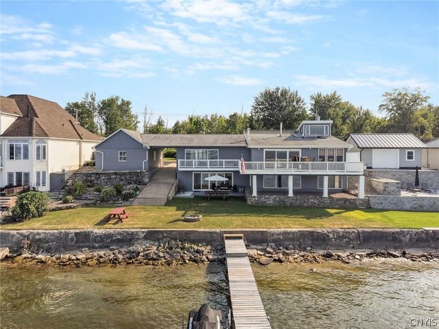 7399 Lakeshore Road, Cicero, NY 13039