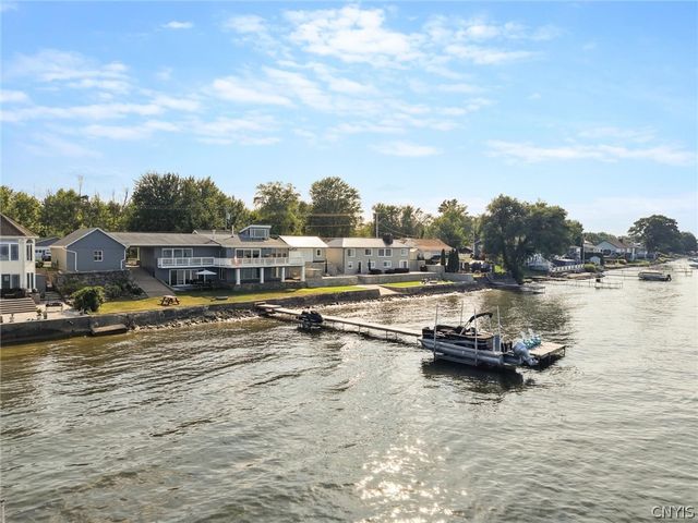 7399 Lakeshore Road, Cicero, NY 13039
