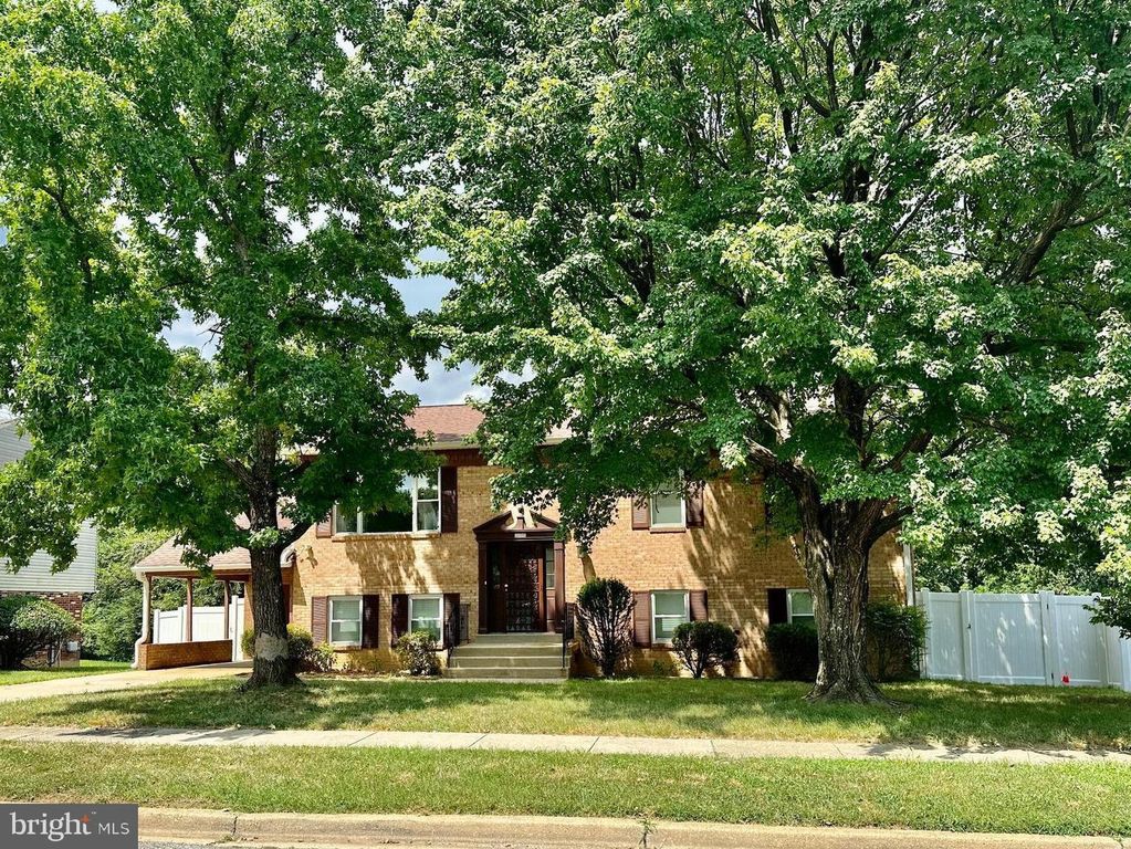 2108 REDWOOD TER, Temple Hills, MD 20748