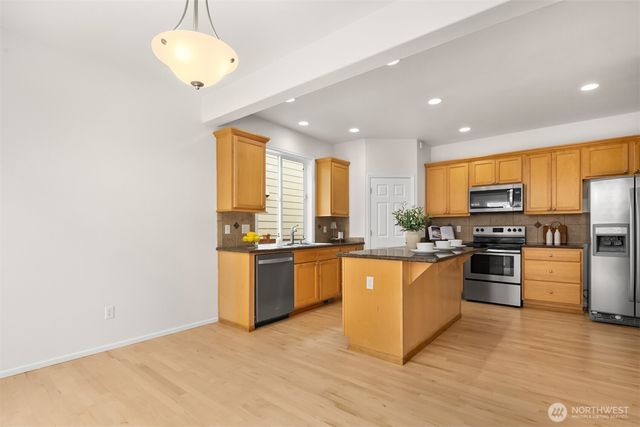 3512 Wells Avenue S, Renton, WA 98055