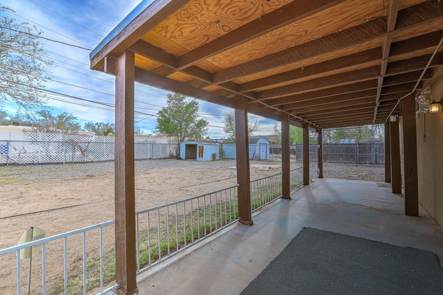 5420 Mountain Road NE, Albuquerque, NM 87110