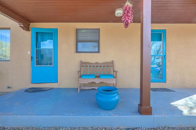 5420 Mountain Road NE, Albuquerque, NM 87110