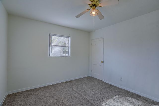 5420 Mountain Road NE, Albuquerque, NM 87110