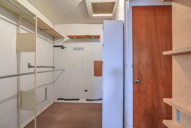 5420 Mountain Road NE, Albuquerque, NM 87110