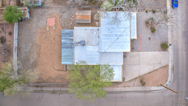 5420 Mountain Road NE, Albuquerque, NM 87110