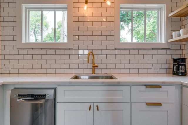 2811 Oakland Ave B, Nashville, TN 37212
