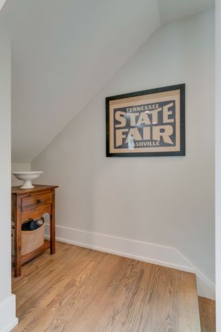 2811 Oakland Ave B, Nashville, TN 37212