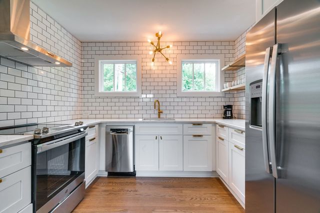 2811 Oakland Ave B, Nashville, TN 37212