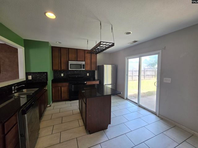 107 Sandy Path Lane, Lexington, SC 29073