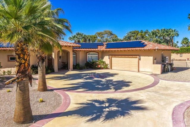 696 E Vereda Sur, Palm Springs, CA 92262