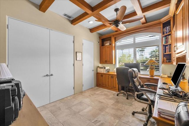 696 E Vereda Sur, Palm Springs, CA 92262