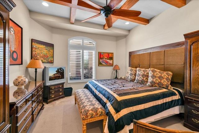 696 E Vereda Sur, Palm Springs, CA 92262