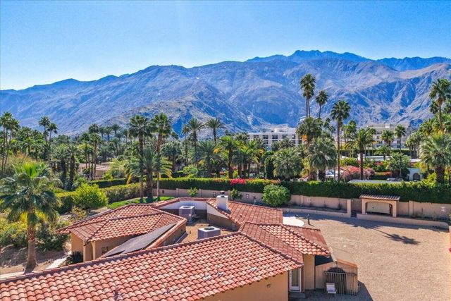 696 E Vereda Sur, Palm Springs, CA 92262