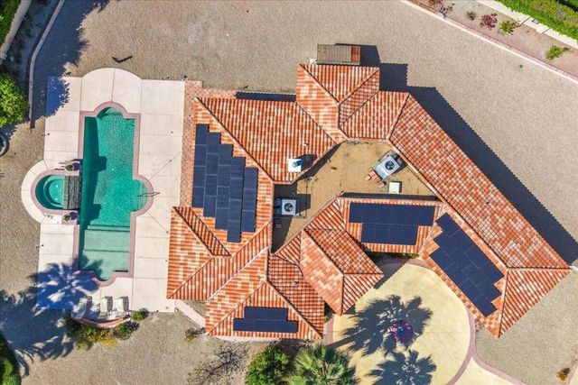 696 E Vereda Sur, Palm Springs, CA 92262