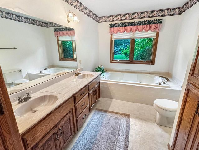 3101 CLAYMORE LANE, New Franken, WI 54229