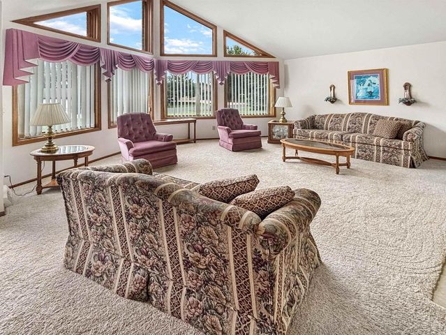 3101 CLAYMORE LANE, New Franken, WI 54229