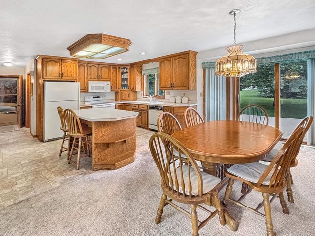3101 CLAYMORE LANE, New Franken, WI 54229