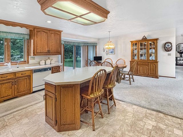 3101 CLAYMORE LANE, New Franken, WI 54229