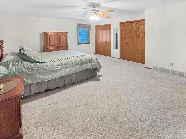 3101 CLAYMORE LANE, New Franken, WI 54229