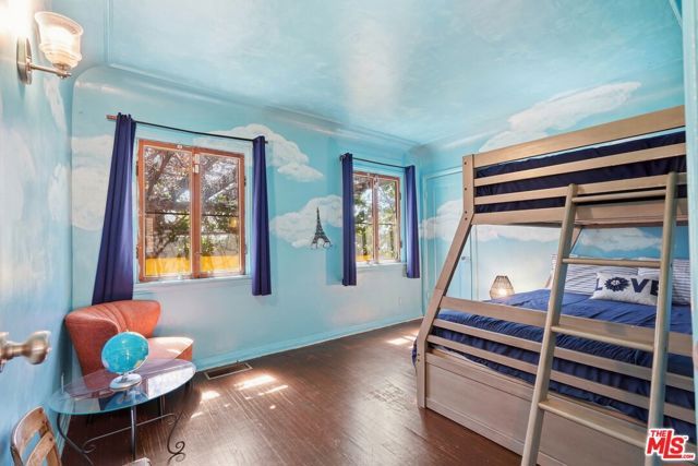 1309 Carmona Avenue, Los Angeles, CA 90019