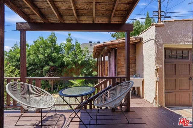 1309 Carmona Avenue, Los Angeles, CA 90019
