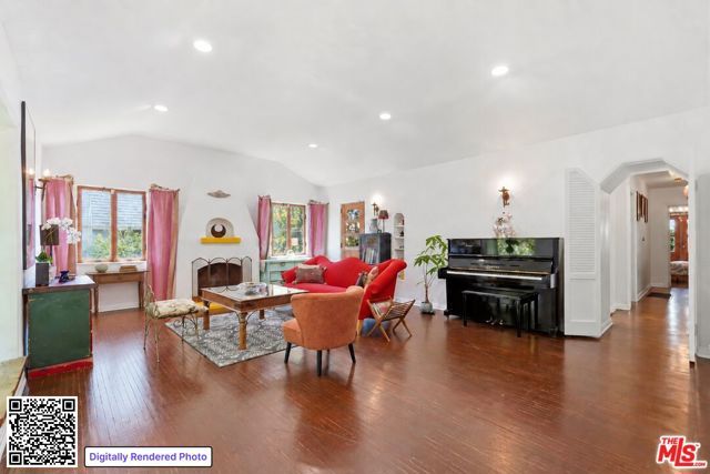 1309 Carmona Avenue, Los Angeles, CA 90019