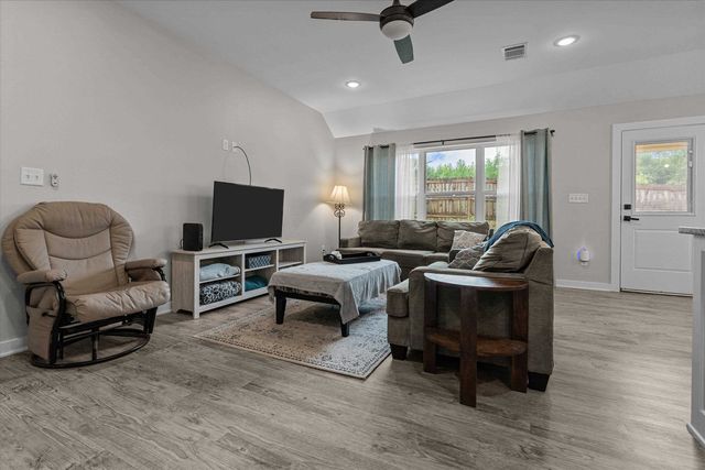 17459 County Road 4108, Lindale, TX 75771