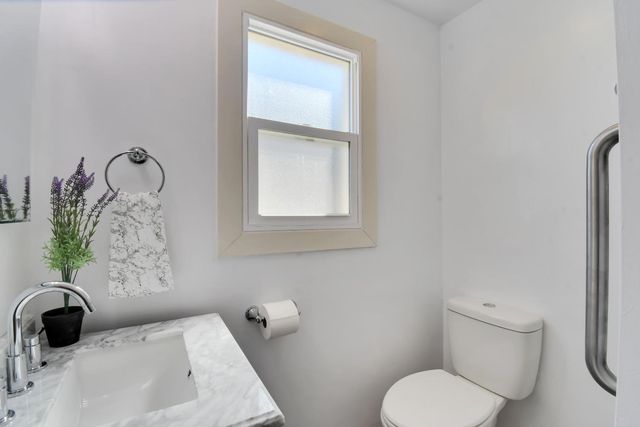 814 Orange St, Yuba City, CA 95991