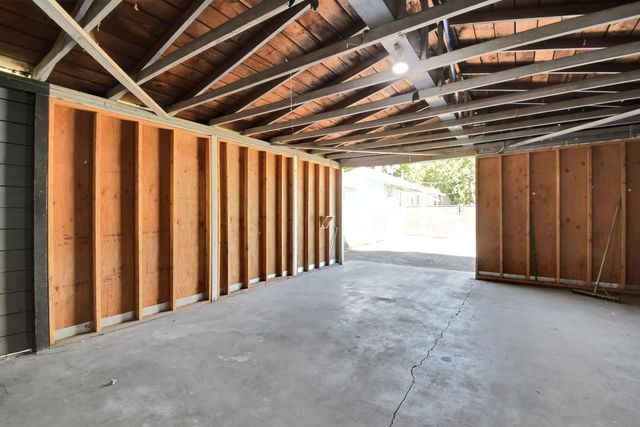 814 Orange St, Yuba City, CA 95991