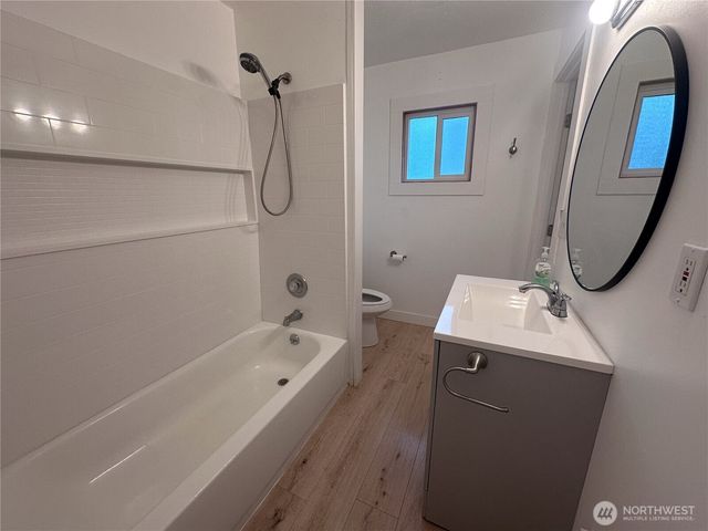 10341 SW 184th Avenue, Rochester, WA 98579