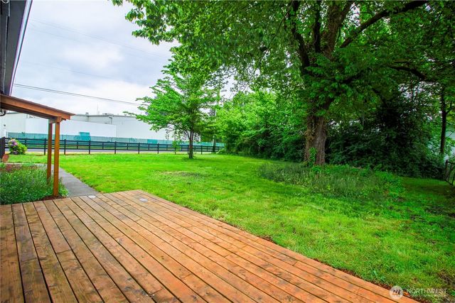 10341 SW 184th Avenue, Rochester, WA 98579