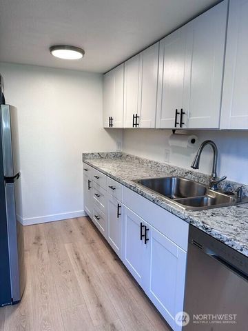 10341 SW 184th Avenue, Rochester, WA 98579