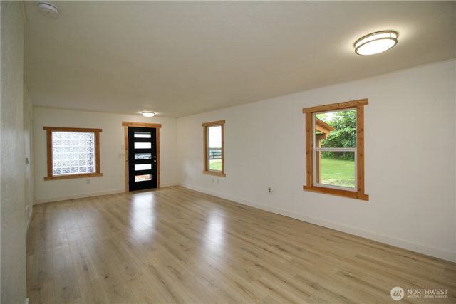 10341 SW 184th Avenue, Rochester, WA 98579