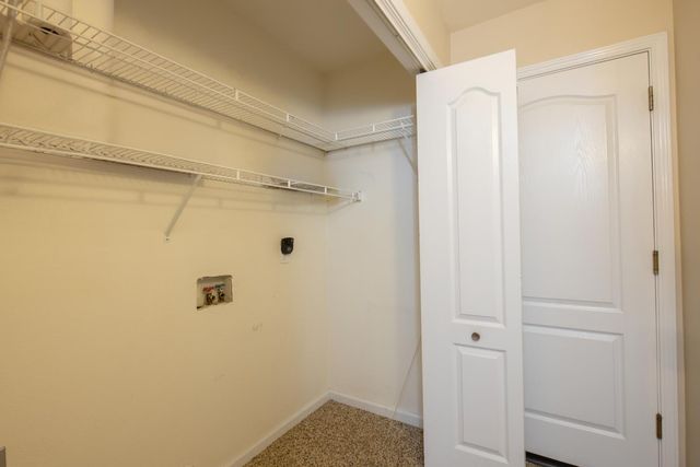 2274 E Skyview Avenue, Fresno, CA 93720