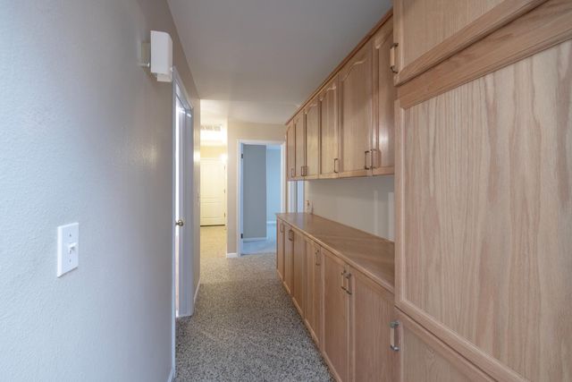 2274 E Skyview Avenue, Fresno, CA 93720