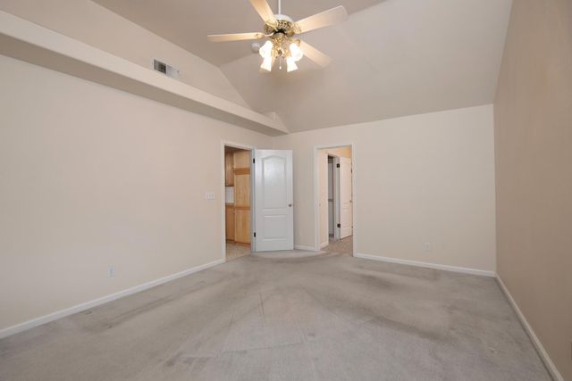 2274 E Skyview Avenue, Fresno, CA 93720