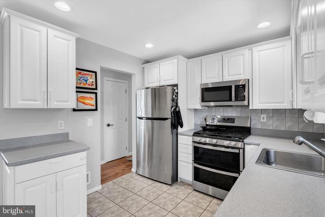31 DOGWOOD DR, Jackson, NJ 08527