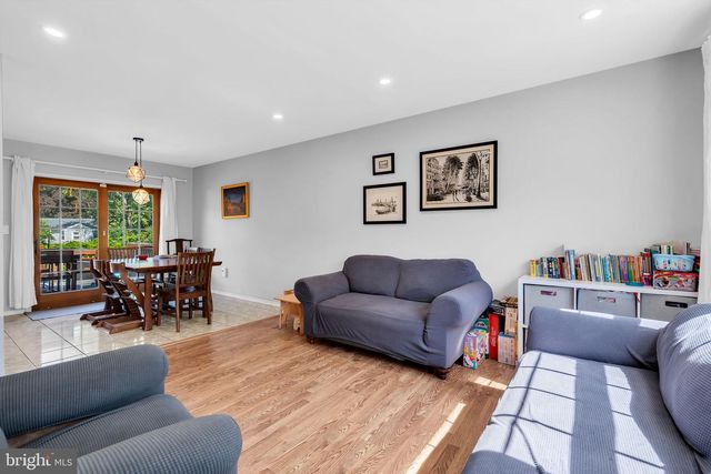 31 DOGWOOD DR, Jackson, NJ 08527